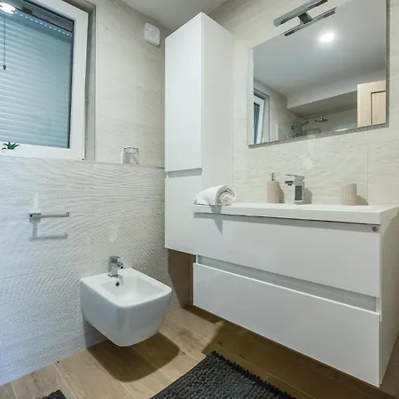 Amazing In With Jacuzzi 度假居