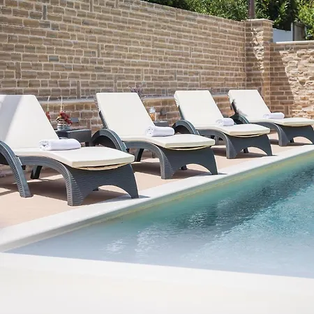 Amazing In With Jacuzzi 度假居 皮罗瓦茨