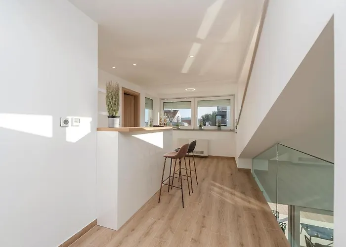 Amazing In With Jacuzzi Сasa de vacaciones *