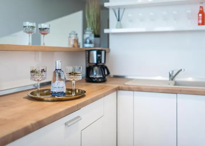 Amazing In With Jacuzzi *