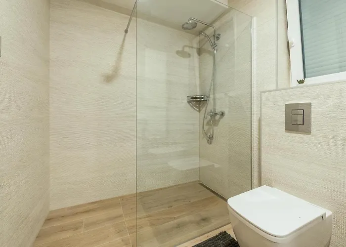 Сasa de vacaciones Amazing In With Jacuzzi *