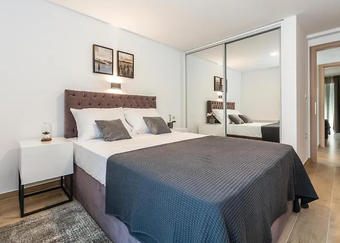 Amazing In With Jacuzzi Pirovac