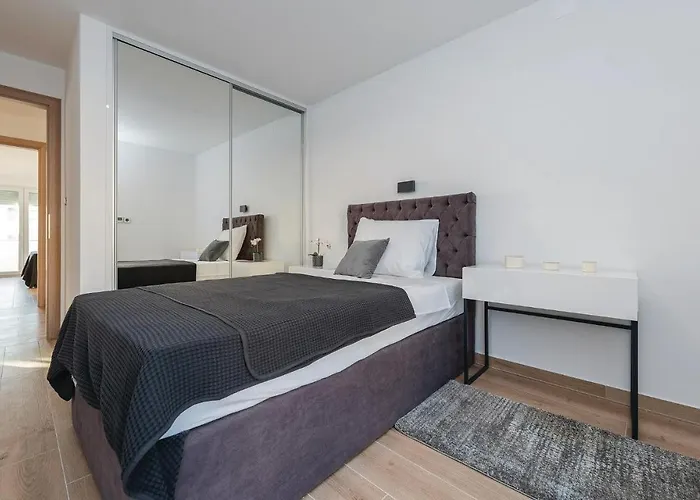 Amazing In With Jacuzzi Pirovac