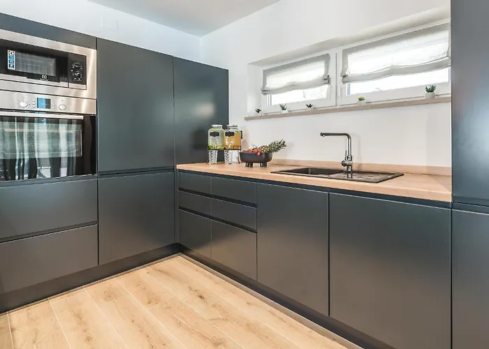 Сasa de vacaciones Amazing In With Jacuzzi *