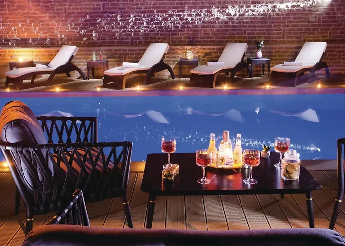 Сasa de vacaciones Amazing In With Jacuzzi